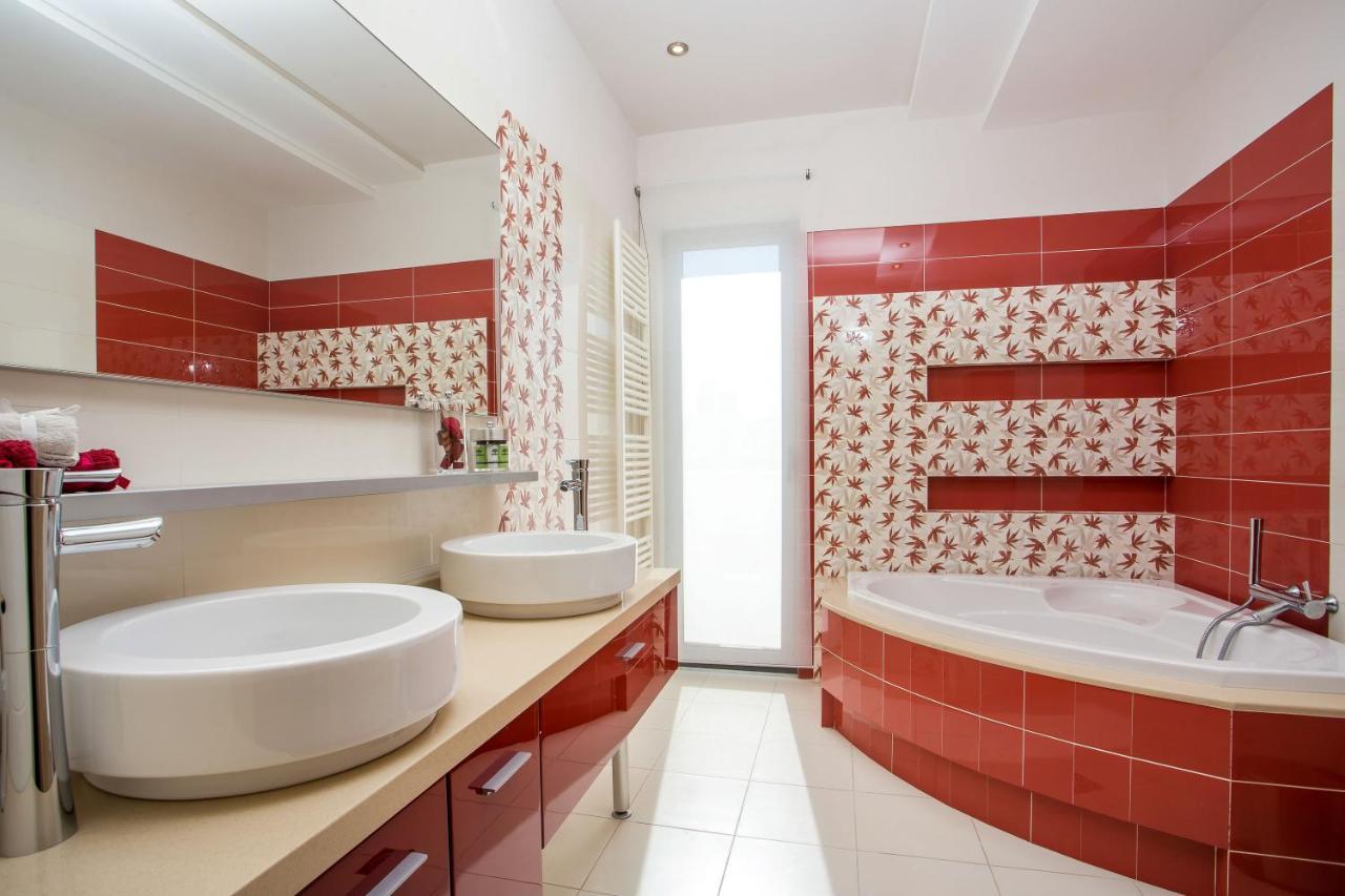 Villa De Manu Rhodes City Bagian luar foto