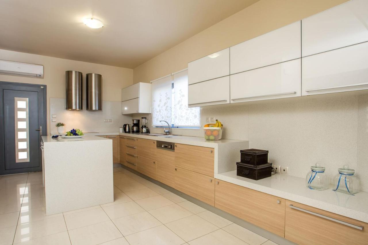 Villa De Manu Rhodes City Bagian luar foto