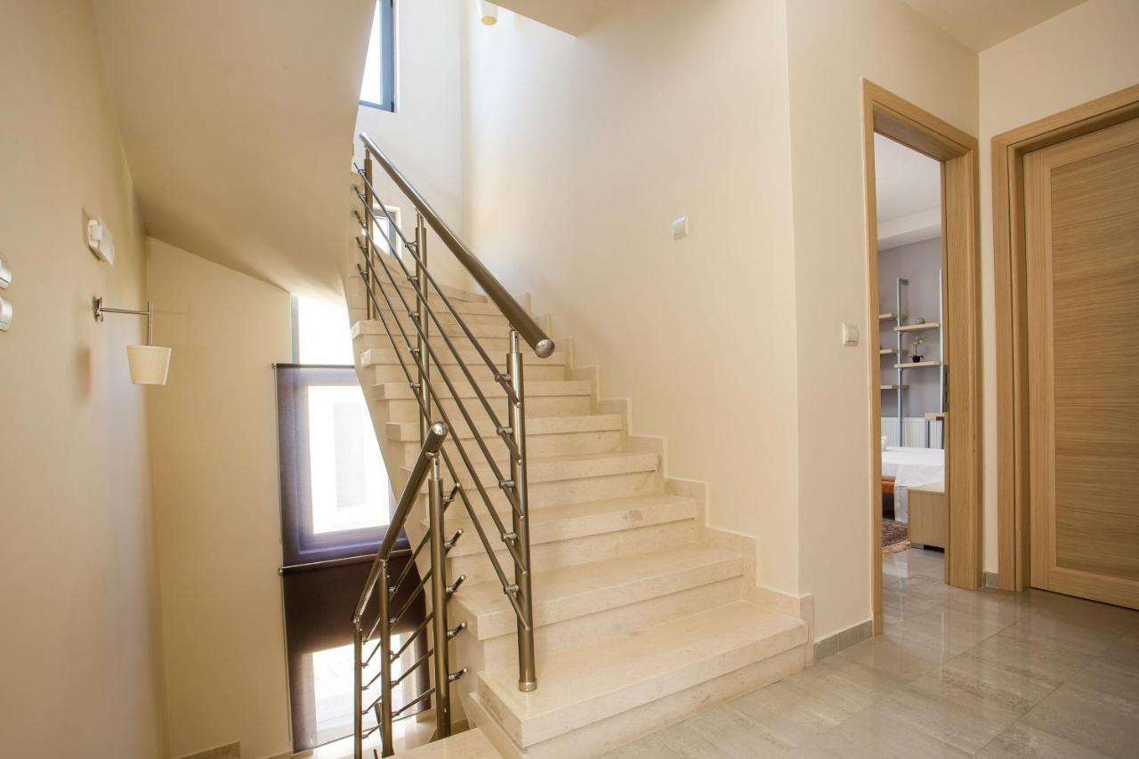 Villa De Manu Rhodes City Bagian luar foto