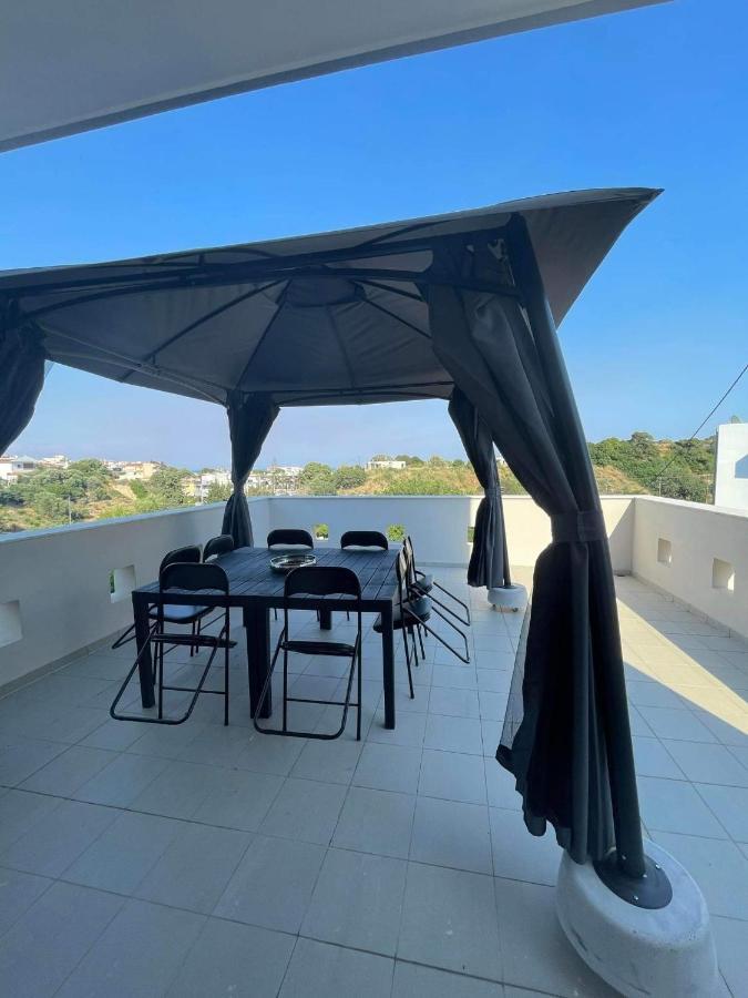 Villa De Manu Rhodes City Bagian luar foto