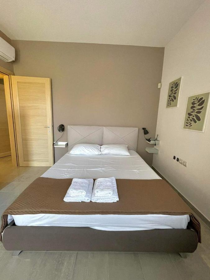 Villa De Manu Rhodes City Bagian luar foto