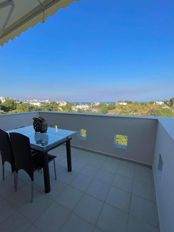 Villa De Manu Rhodes City Bagian luar foto